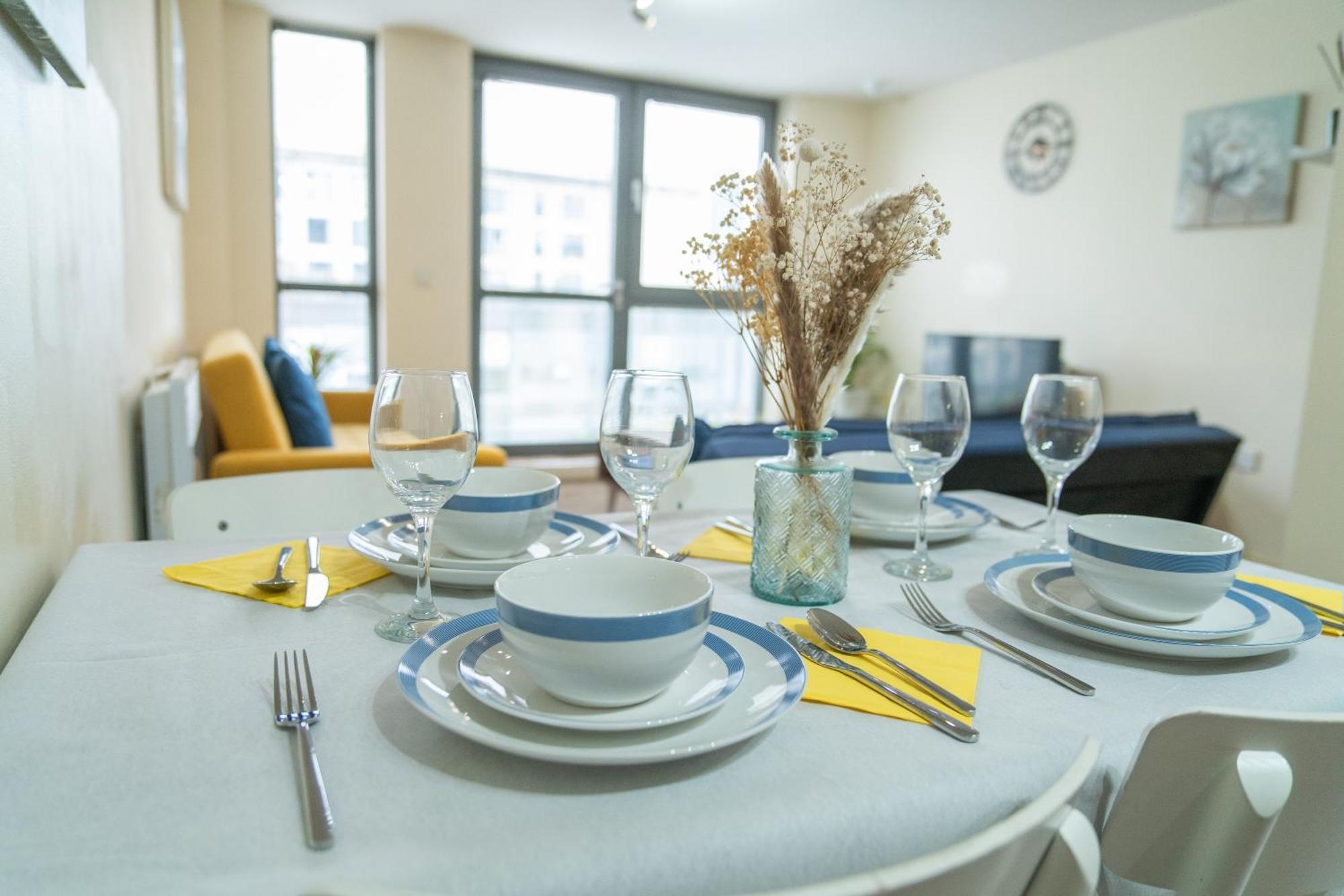 Stay In Our Stylish Flat! & Secure Building & Sleeps Up To 4 برمنغهام المظهر الخارجي الصورة